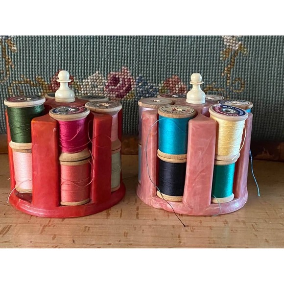 Other - Vintage Marbled Bakelite Thread Caddy Carousel Red Pink Wooden Spools Set of 2
